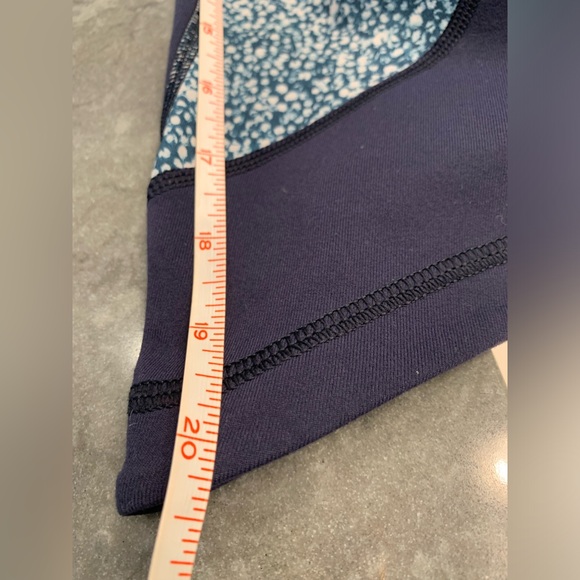 LULULEMON Navy cropped leggings - Picture 10 of 10